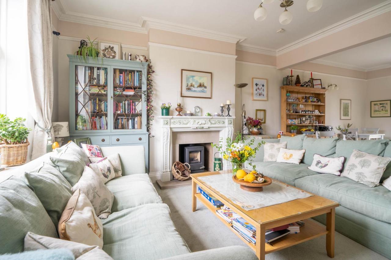 Bed and breakfast Windrush House *
